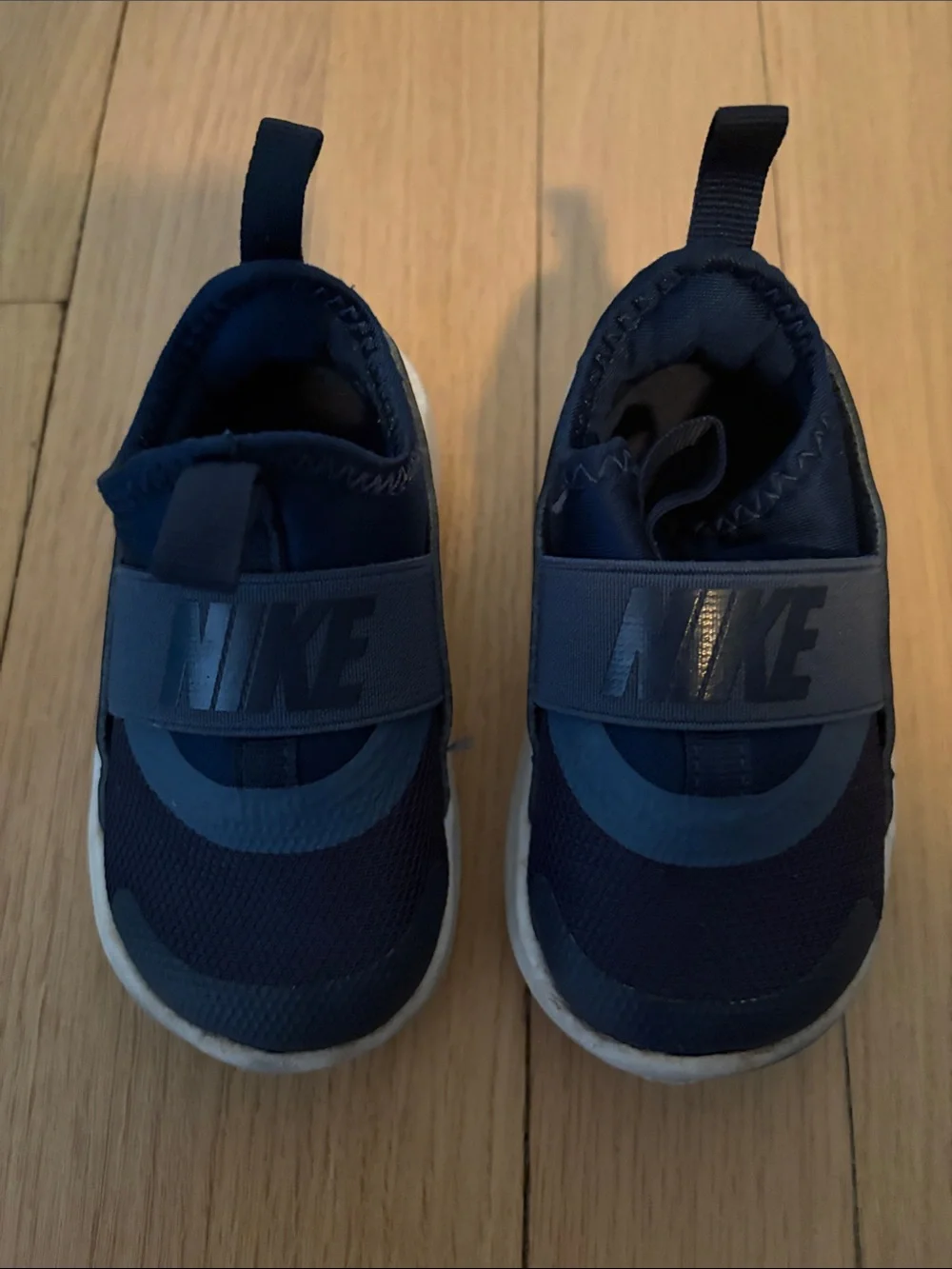 Nike Kids Navy and White Slip-On Sneakers